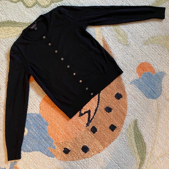 Banana Republic I Merino Pointelle Cardigan I Black I 2017 - Picture 8 of 16